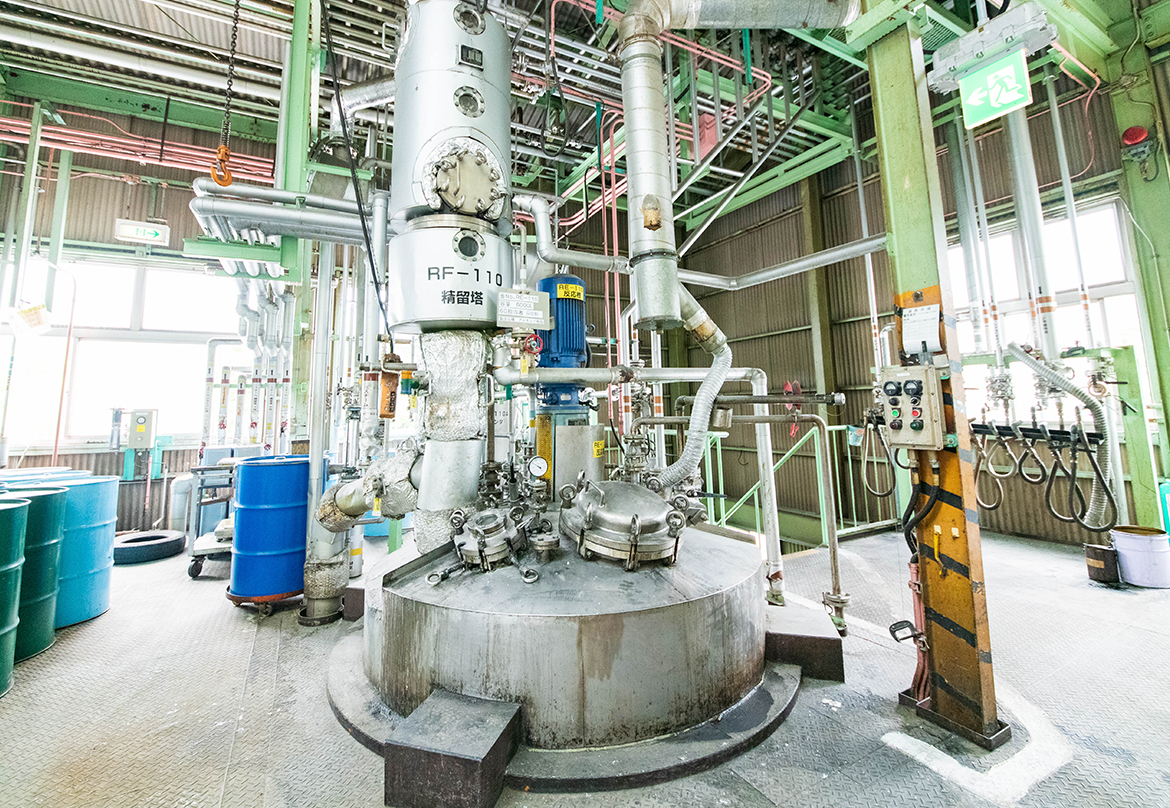 高温反応釜（コンピューター制御）熱媒<br />
～３００℃